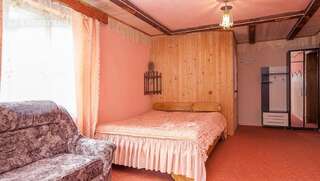 Гостевой дом Schedryk Микуличин Семейный номер с душем-29